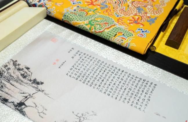 织锦技艺传承及创意设计研修班作品展