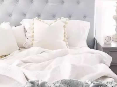 谁说枕头不能洗？教你一招，睡过的枕头跟新买的一样干净！